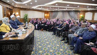 الإمام الأكبر يشيد بواعظات الأزهر.. ويؤكد نجاحهن في دعم الأسرة المصرية