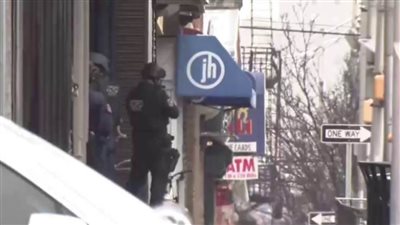 تفاصيل ساعة من الرعب في حادث إطلاق النار بـولاية نيو جيرسي الأمريكية 