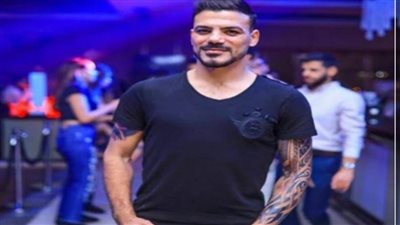 نصائح عمرو زكي لمصطفى محمد.. اعرف التفاصيل