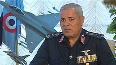 مصدر مسئول ينفي وفاة الفريق رضا حافظ وزير الإنتاج الحربي