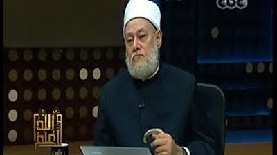 بالفيديو.. «علي جمعة»: التمسح بـ «الأضرحة» حب وليس شركًا