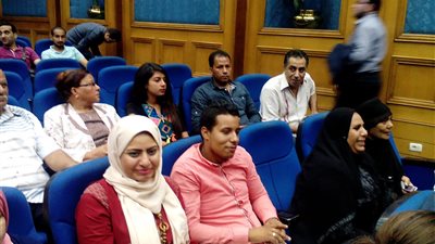 بالصور والأسماء.. أوائل الدبلومات الفنية