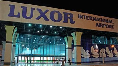 هبوط اضطراري لطائرة متجهة إلى الخرطوم بمطار الأقصر الدولي