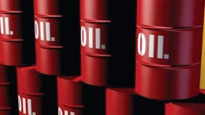 تراجع أسعار النفط مع انخفاض اليوان الصيني