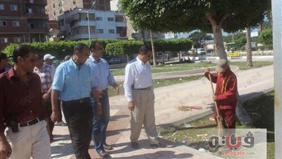 بالصور.. تنظيف حدائق كفر الشيخ عقب انتهاء عيد إجازة الفطر