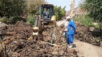 بالصور.. انقطاع المياه عن قريتين بقليوب لليوم الثاني على التوالي