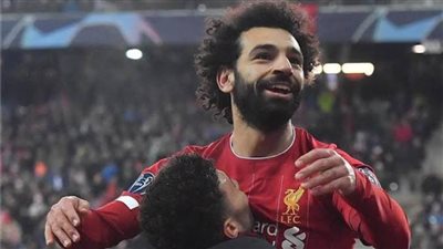 هل يحصد محمد صلاح جائزة بوشكاش بعد هدفه في سالزبورج؟