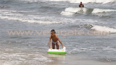 22 صورة ترصد طرق هروب البورسعيدية من موجة الحر