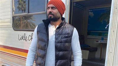 أحمد صلاح حسنى فى كواليس مسلسل 