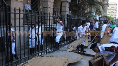 بالفيديو والصور.. تكثيفات أمنية بالإسعاف وعبدالمنعم رياض استعدادًا لنقل الباعة الجائلين