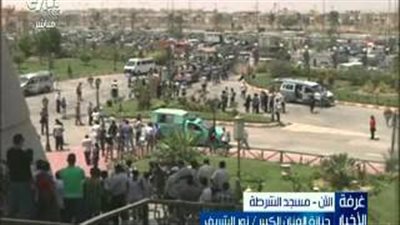 بالفيديو.. توافد الفنانين لتشييع جثمان «نور الشريف»