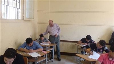 ضبط محاولة غش إلكتروني بامتحانات الدبلومات الفنية في الإسكندرية