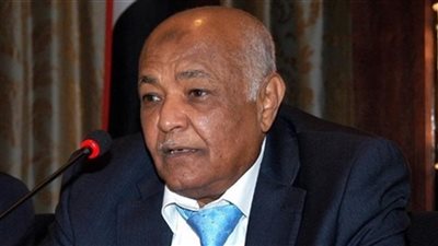 باسندوة يعود لليمن بعد زيارة أسابيع بالإمارات