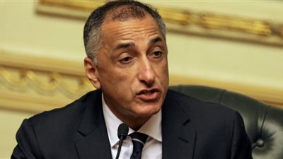 «المركزي» يحذر البنوك من فتح حسابات للجمعيات دون تراخيص