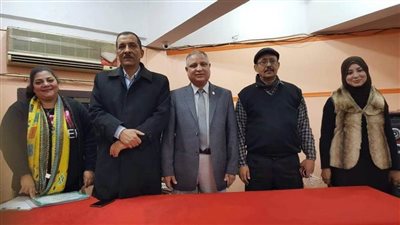 نقابة المعلمين بملوى تكرم المديرين المتميزين (صور)