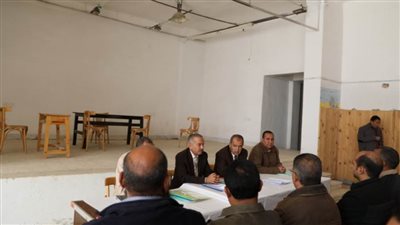 مدير تعليم الوادى الجديد يتفقد البرنامج التدريبي لأعمال الكنترول والمطبعة السرية