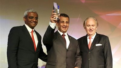 «الأهلي» يفوز بجائزة أفضل بنك مصري في الخدمات المصرفية للأفراد