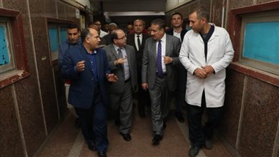 محافظ المنوفية يفسخ التعاقد مع شركة النظافة بمستشفى الشهداء