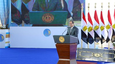 أسيوط تتجمل لاستقبال السيسي غدًا.. الرئيس يفتتح 7 محطات كهرباء.. يتفقد «قناطر أسيوط الجديدة».. المشروع يهدف لتحسين الري في خمس محافظات بتكلفة 4 مليارات جنيه.. والانتهاء منه في سبتمبر 2017