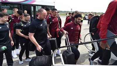 محمد صلاح يطير مع ليفربول لكييف لخوض نهائي دوري الأبطال