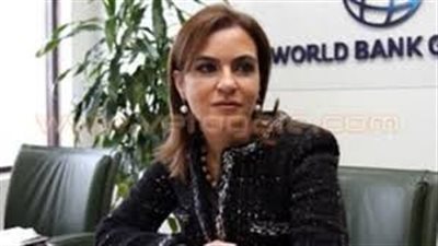 وزيرة التعاون الدولي تغادر مطار القاهرة متوجهة لإندونيسيا