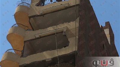 محافظة الجيزة تبدأ في إزالة عقار مائل بـ«ناهيا»