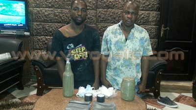 ضبط أفارقة كونوا تشكيلا عصابيا للاحتيال على المواطنين بـ