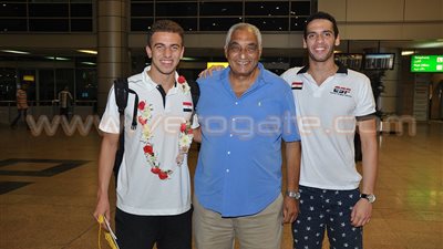 بالصور..منتخب السباحة يصل القاهرة بعد ختام كأس العالم بروسيا