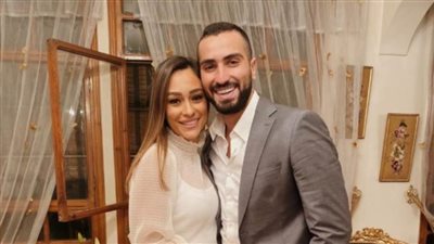 محمد الشرنوبى يحتفل بخطوبته بحضور العائلة والأصدقاء