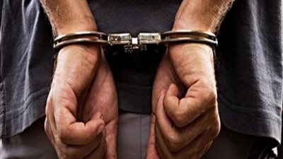 ضبط 3 تجار مخدرات في البحر الأحمر