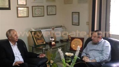 محافظ الوادى الجديد يلتقى عصام شرف