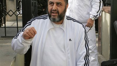 تأجيل استئناف الشاطر في قضية تمويل المتظاهرين لـ17 نوفمبر