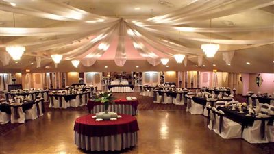 أهالي قنا ينتقدون ارتفاع أسعار قاعات الأفراح