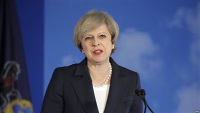 رئيس وزراء بريطانيا تبحث مع ميركل ملفات قمة الـ20