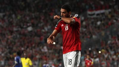 كوكا يقود هجوم المنتخب أمام الكويت