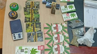 ضبط كوكتيل مخدرات مع مصري قادم من هولندا بمطار القاهرة