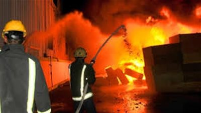 اندلاع حريق محدود بمحل تسالي بالأقصر