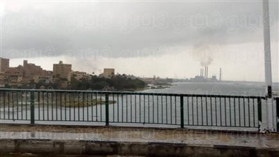 الغيوم الكثيفة تغطي سماء القاهرة والجيزة (صور)