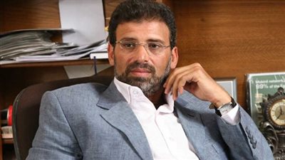 خالد يوسف يطالب رجال الأعمال زيادة أجور «القطاع الخاص»