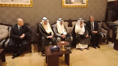 وزير الرياضة يلتقي نائب رئيس وزراء الكويت «صور»