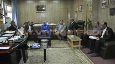 رئيس جامعة القناة: الاهتمام بالطالب أولى الأولويات