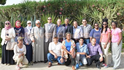 بالصور.. زيارة وفد بحثي أمريكي لمزرعة مواشي في البحيرة