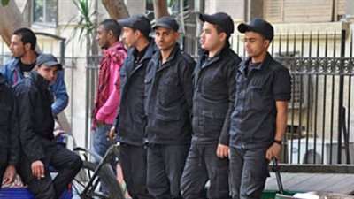 اليوم.. أفراد الأمن المركزي المعتصمون يلتقون مدير « شئون الداخلية»