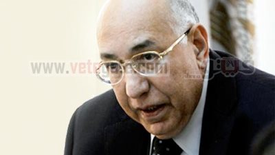 قنديل يطالب وزير المالية بالانتهاء من قانون الضرائب العقارية