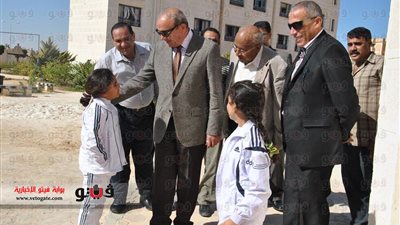 محافظ مطروح يشكل لجنة للتحقيق في أزمة الكتب الخارجية