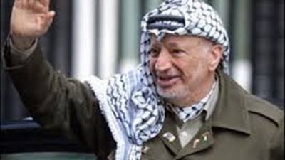 ناصر القدوة يطالب السلطة بموقف يدين إسرائيل لمسئوليتها عن اغتيال عرفات