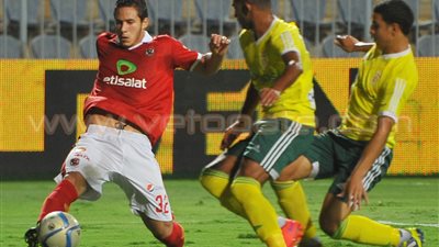 بالفيديو.. أحمد فتحي يتقدم بالهدف السابع للأهلي في الجونة