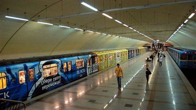 إعادة فتح محطات مترو في كييف بعد إنذار بوجود متفجرات