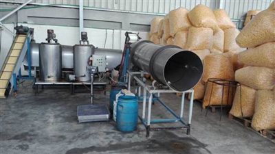 ضبط مصنع ينتج سلعا مجهولة المصدر بالقليوبية