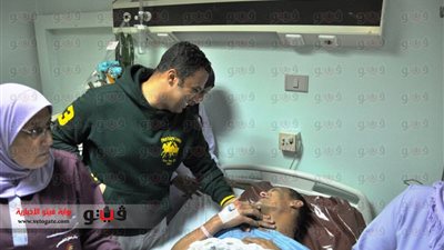 بالفيديو.. حمادة أنور يطمئن على 